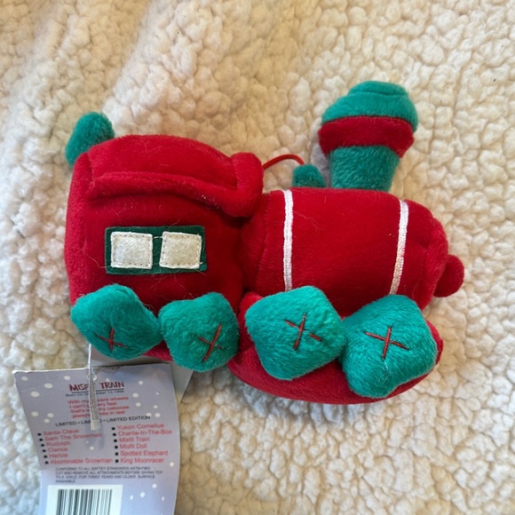 1998 CVS “Island of the Misfit Toys” — COMPLETE 12-pc Plush Set — Vintage (1998) - Picture 6 of 13